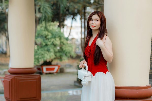 How do UK laws impact pet ownership responsibilities?